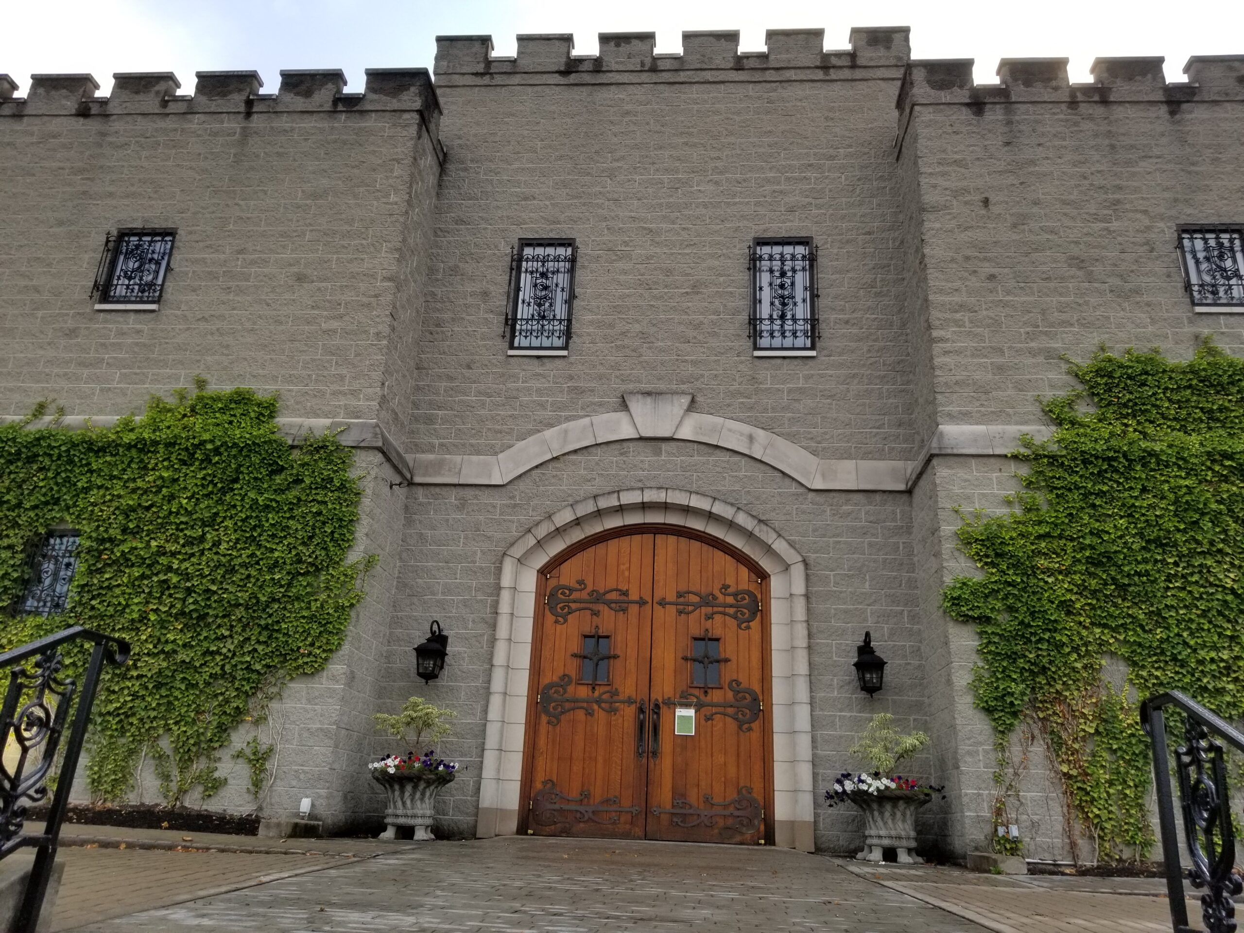 Shakespeare's Restaurant & Pub wedding