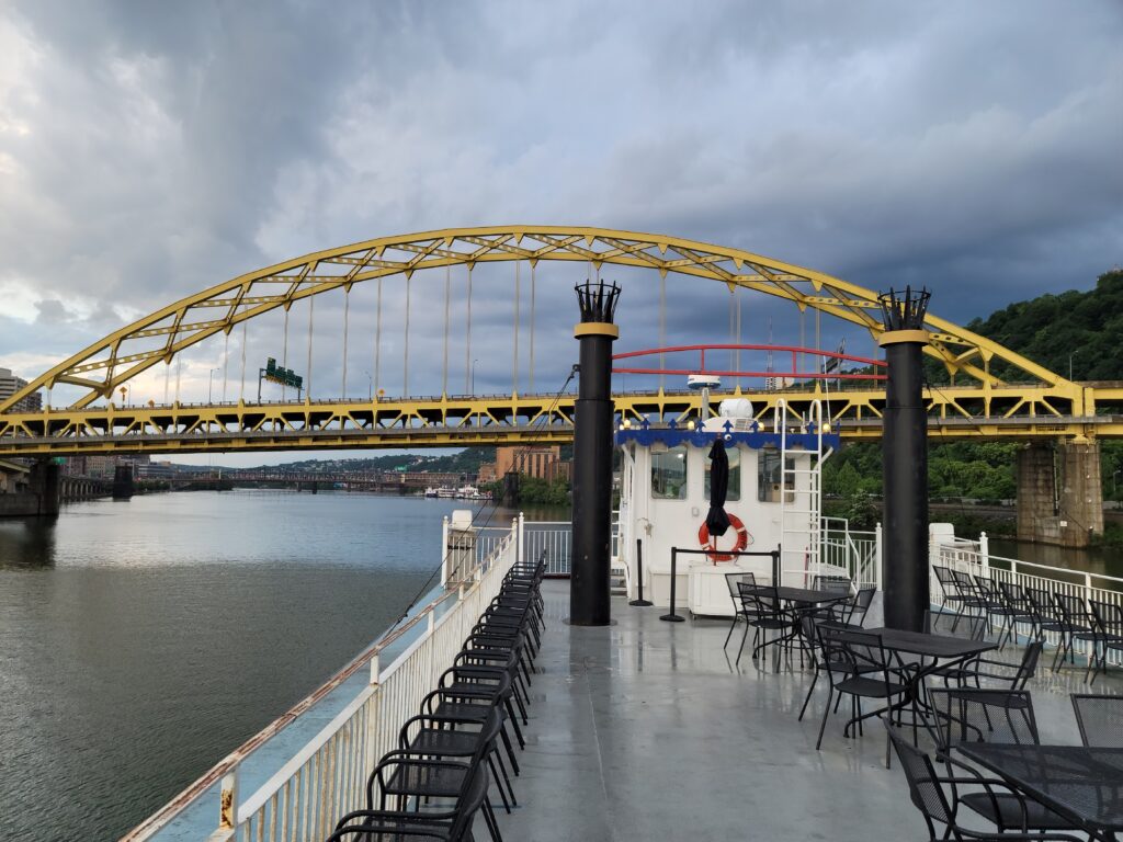 gateway clipper river cruise downtown pittsburgh engagement