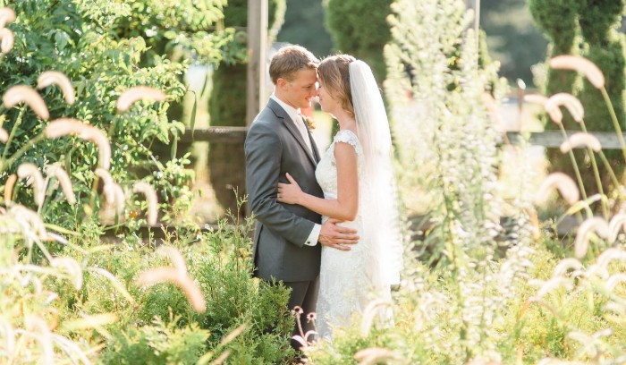 A person and person kissing Description automatically generated with medium confidence