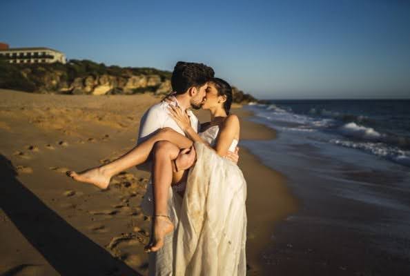 Ditch the stress and bring back the joy with full service wedding planning from Weddings of Pittsburgh